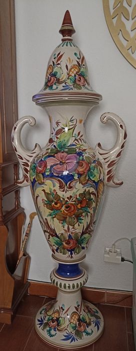 Jarrão em cerâmica, peça Alcobaça