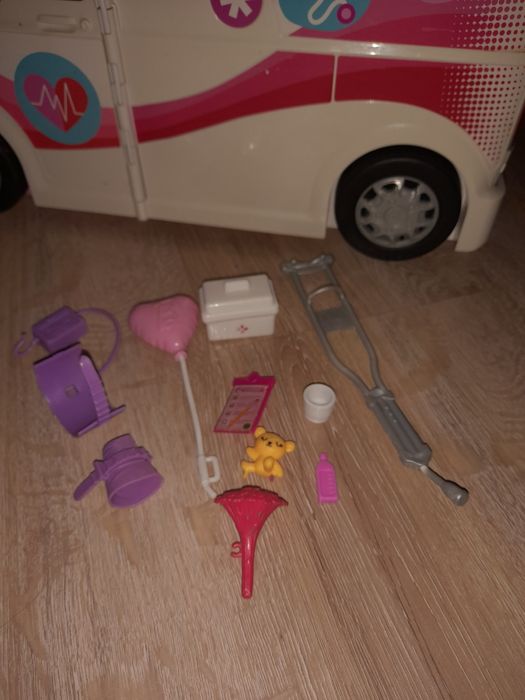 Karetka barbie + akcesoria