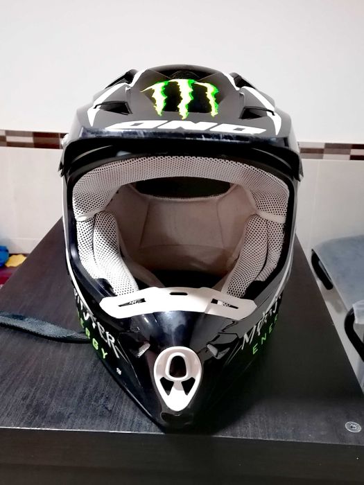 Capacete Motocross One Industries