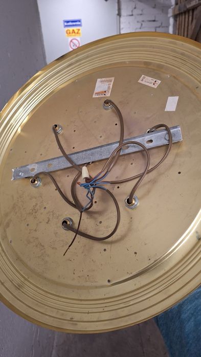 Duży plafon do pokoju