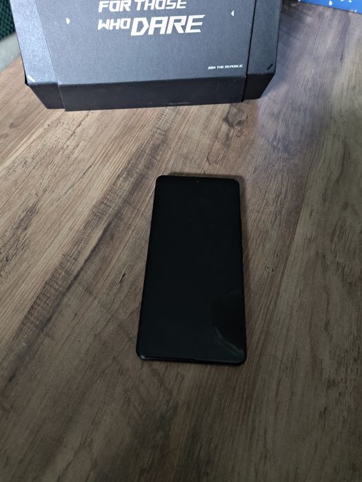 Asus rog phone 8 pro