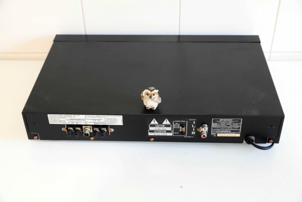 Pioneer F-202L Tuner Digital Quartz