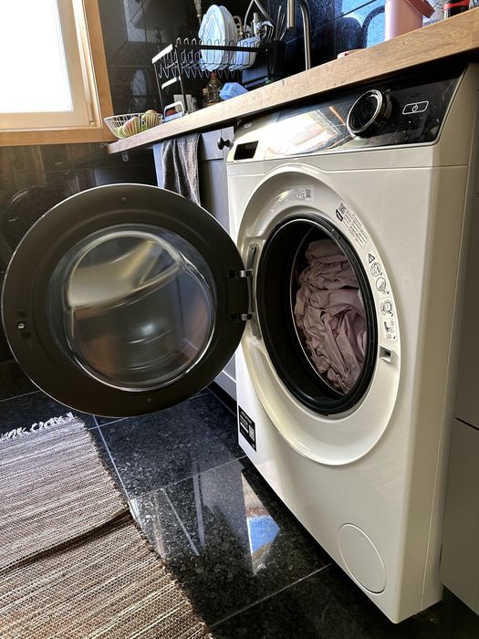 Máquina de Lavar e Secar Roupa HAIER – 10kg / 1400 rpm – Branco