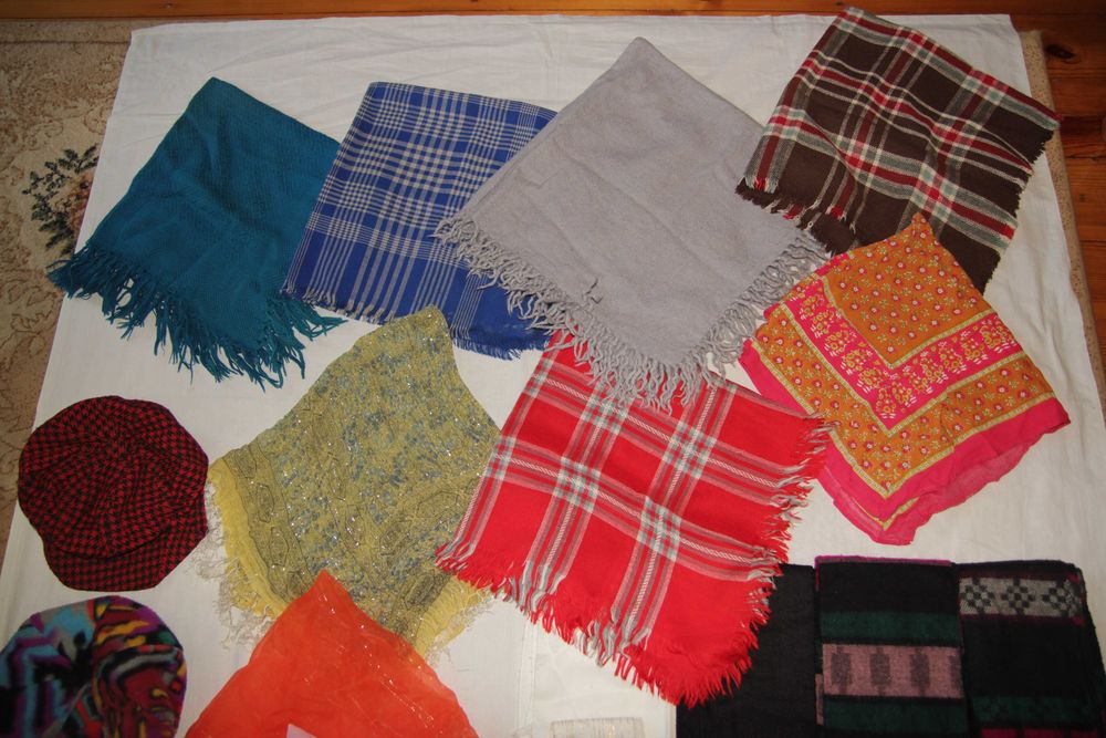 Chustki , apaszki - z PRL