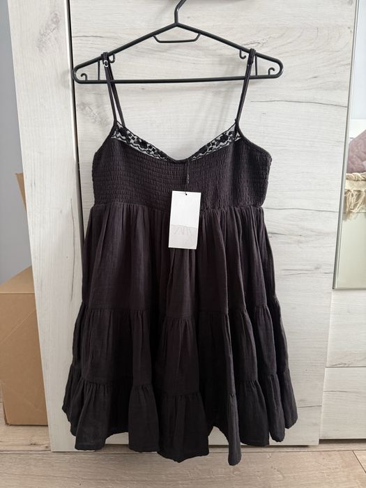 Sukienka na ramiaczkach