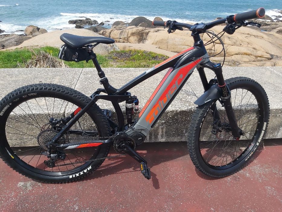 Btt eletrica impecável