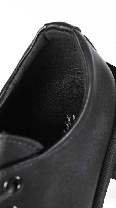 Лофери 36-38рр шкіряні туфлі для дівчинки