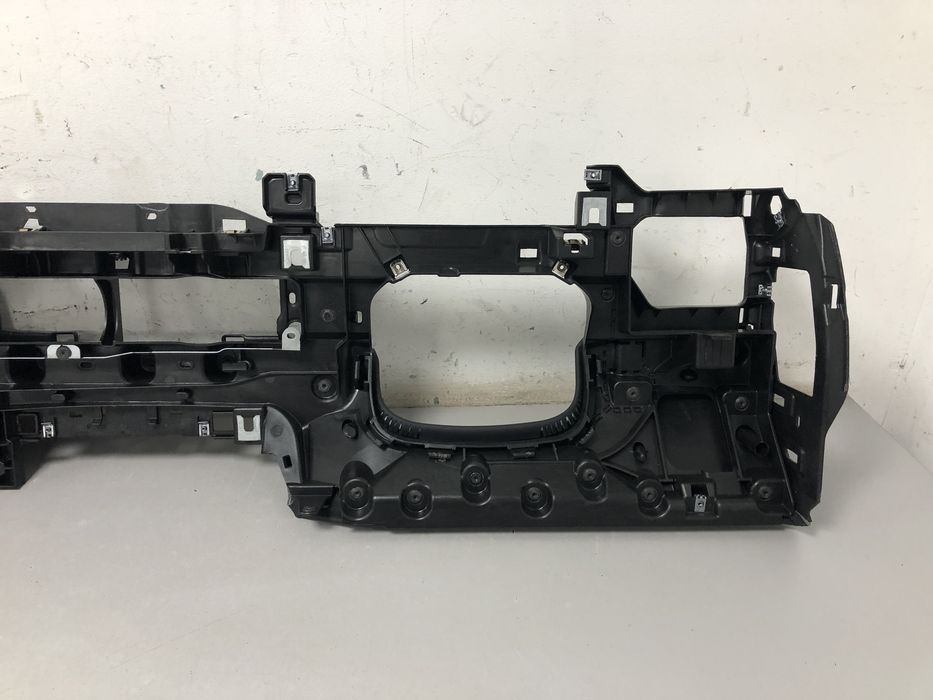 Панель приладів нижня частина BMW i5 G61 2023-