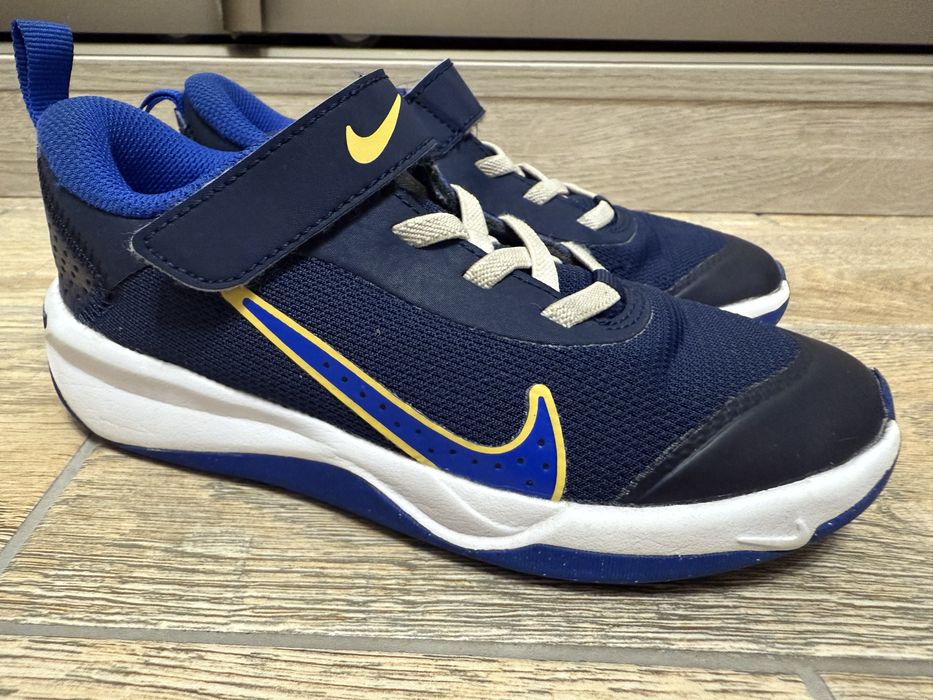 Кросівки Nike (розмір 30 на 18,5 см) кроссовки