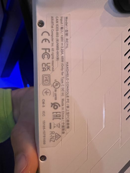 Asus rog ally z1 extreme