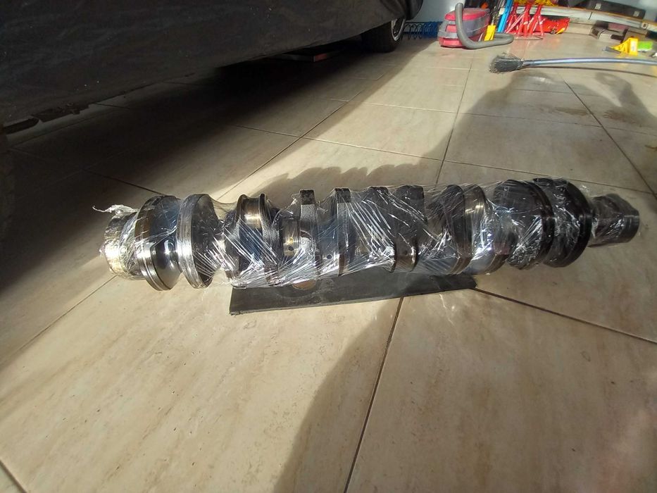 Cambota BMW BMW 323i