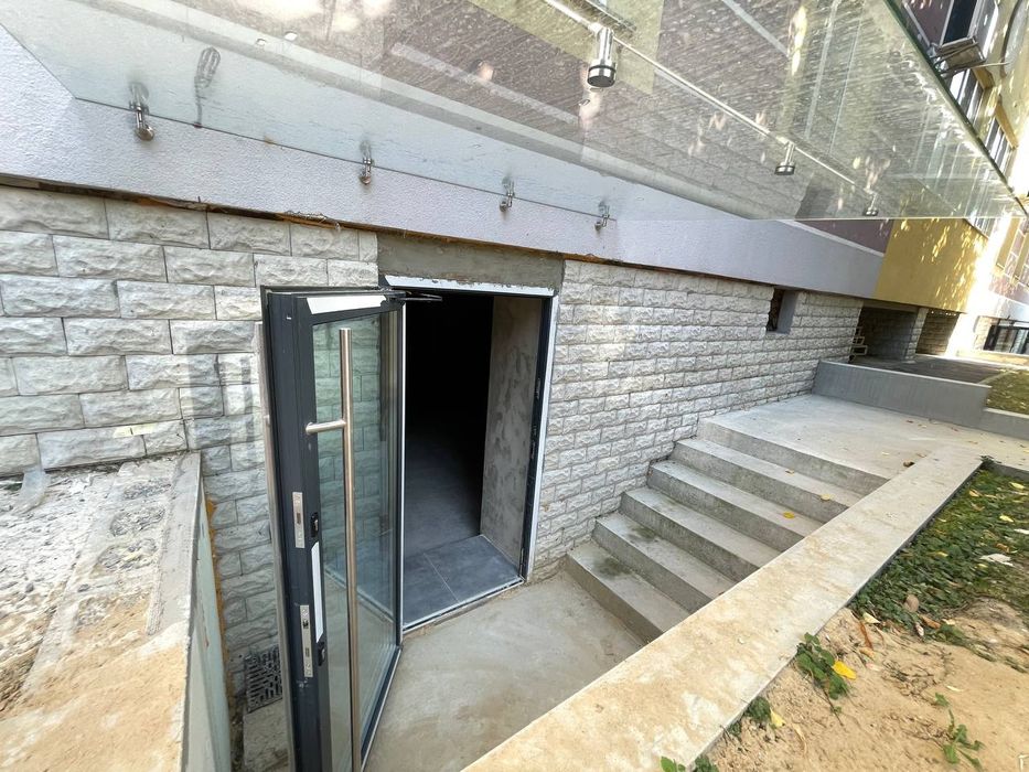 Продається нежитлове приміщення! Вул. Тиха. Центр.