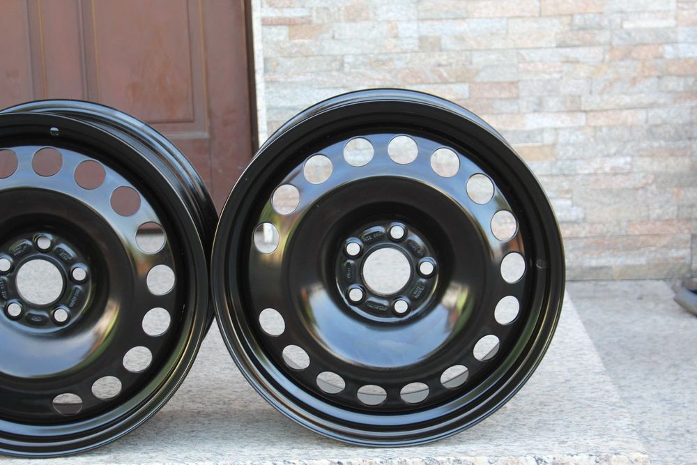 VOLVO S40 V50 S60 V60 S80 V40 XC60 V70 FORD 5x108 17'' 7,5J ET55