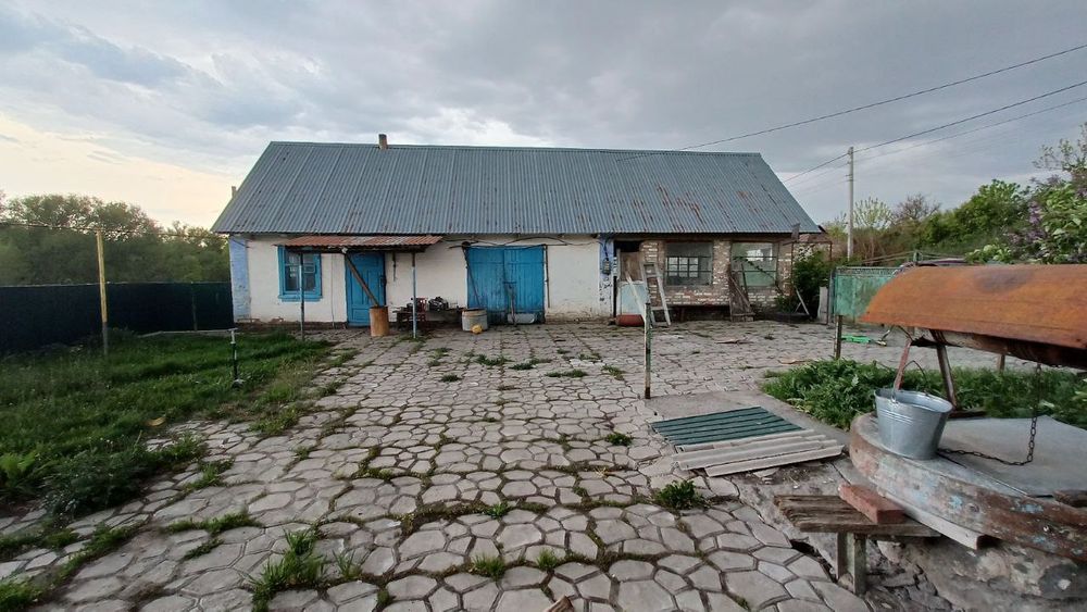 Продаж будинку в с. Озерна з виходом до річки