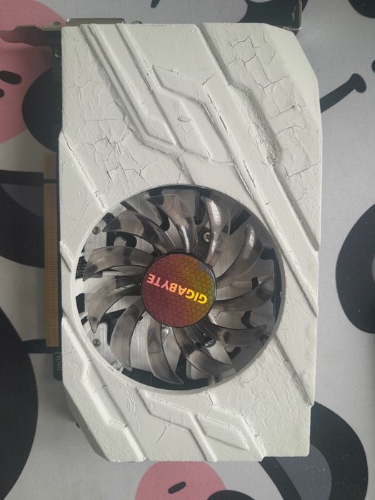 Gt 1030 gigabyte 2G DDR5