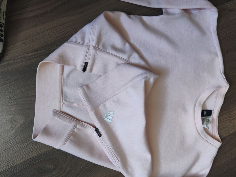 Свитшот adidas женский