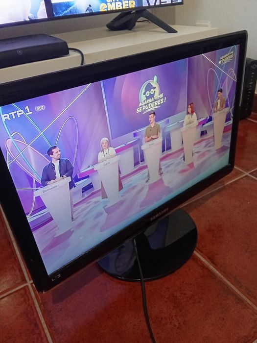 Ecrã TV e PC etc etc