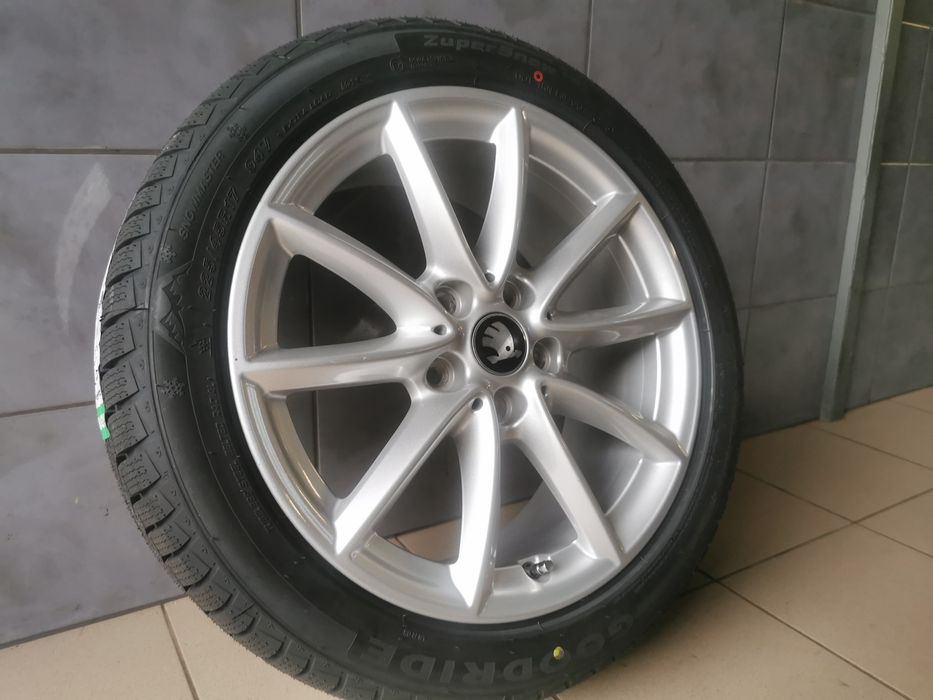 Opony zimowe 225/45R17 Skoda Octavia Karoq VW Golf Passat Audi Świdnik