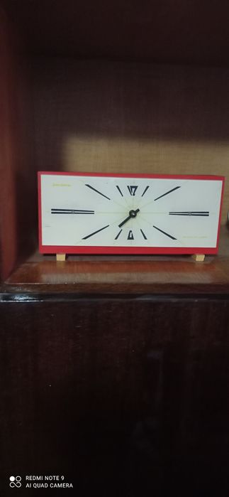 Продам старинные часы