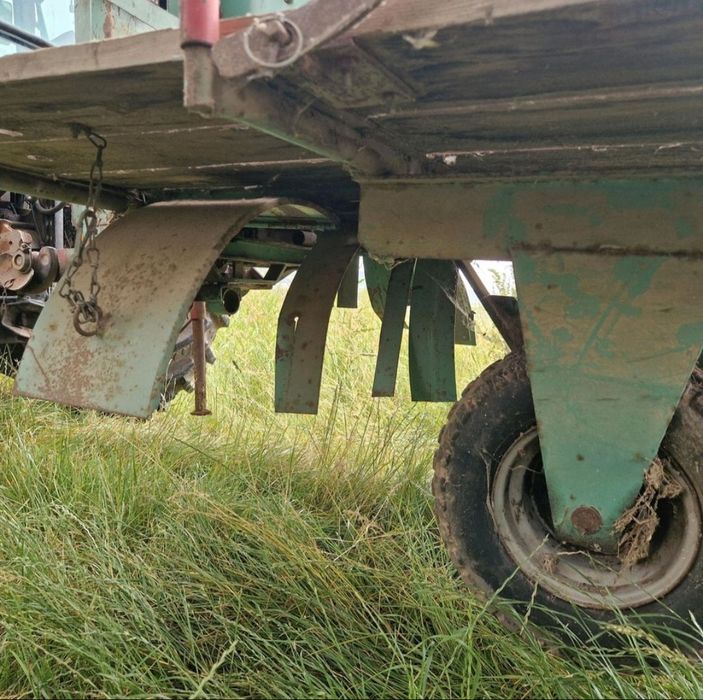 Ścielarka do truskawek słomy BISO rozdrabniacz