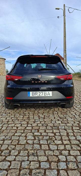 SEAT Leon Cupra 300