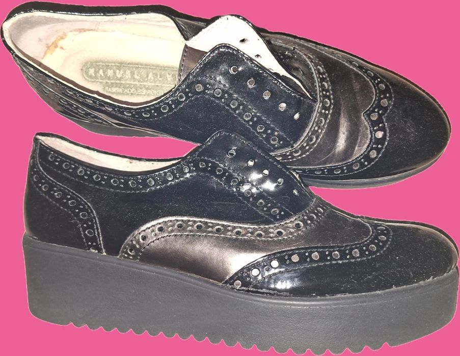 Sapatos de verniz t.39 seminovos sem cordões