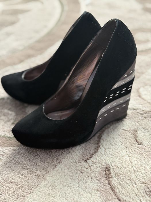 Туфлі віддам безкоштовно