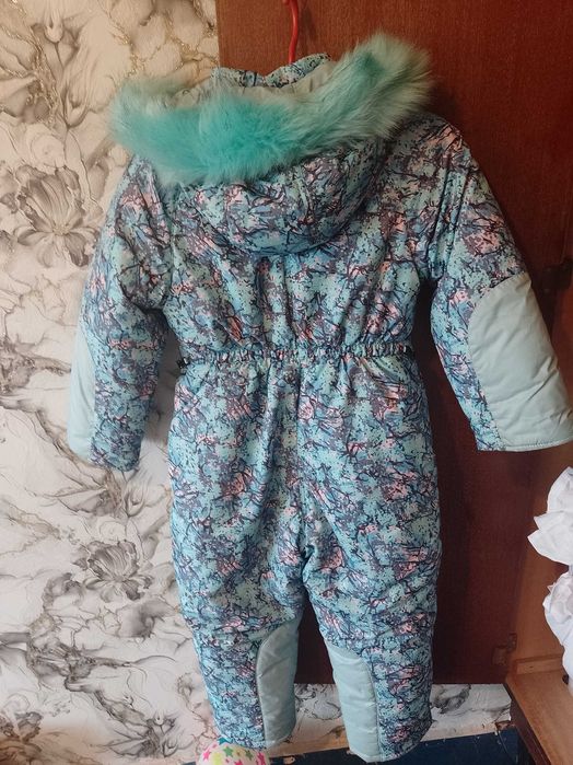 Продам комбінезон зимовий б/в дівчачий