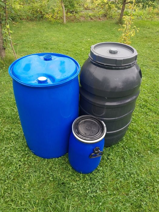 Beczki.Beczka plastikowa 220l Olsztyn 799.182.393