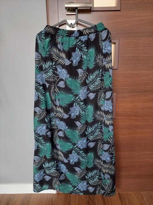 Spódnica midi w kwiaty Sinsay