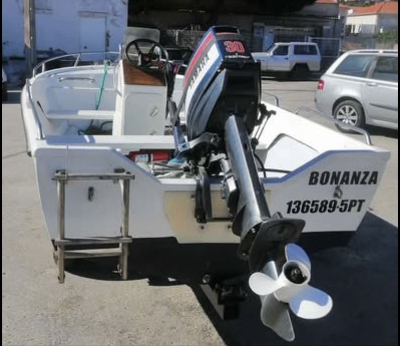 Barco 4,50mt Yamaha 30hp + Atrelado