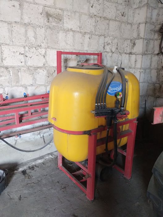 Sprzedam  opryskiwacz 400l