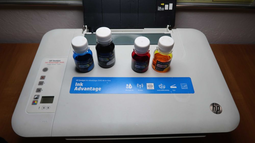 Drukarka HP Deskjet Ink Advantage 2545 All in One z problemami.