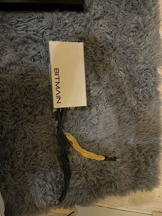 Блок питания 13.9В 133А для домашнего автозвука (мощный)