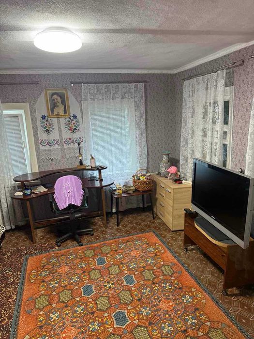 Продам капітальний будинок від власника
