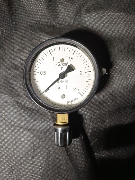 Manometr ZSRR М6М1-100 (1978) – vintage/kolekcjonerski/industrialny