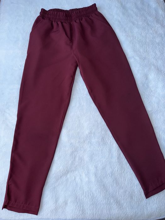 Легкі жіночі брюки