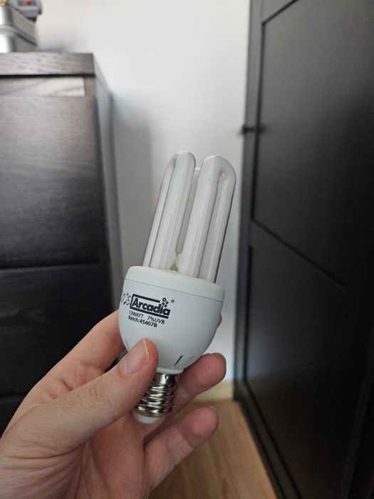 Lâmpada UVB/UVA Arcadia D3 13W para répteis – como nova