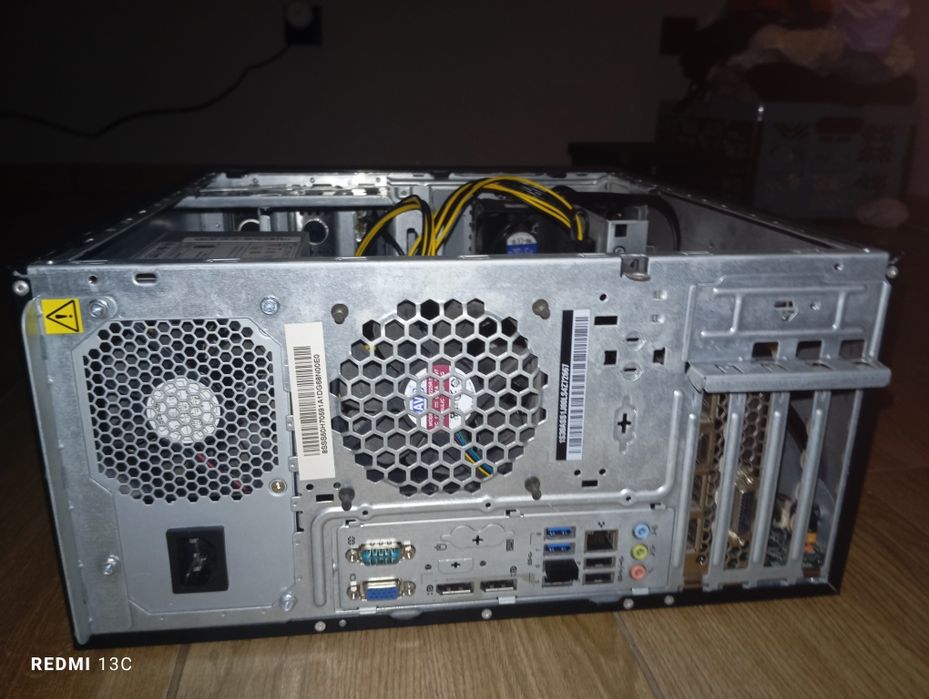 Комп'ютер ThinkStation