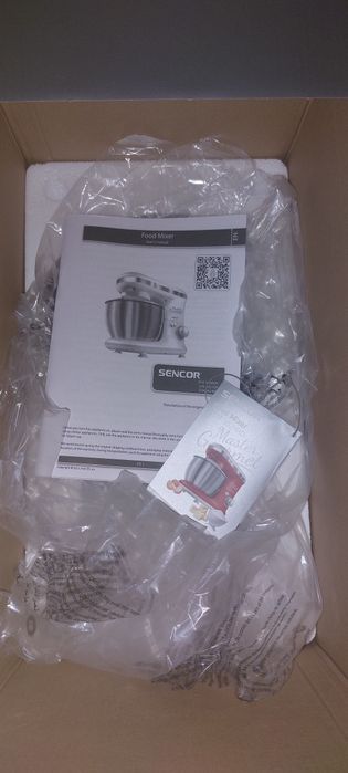 Robot planetarny Sencor STM 3624RD