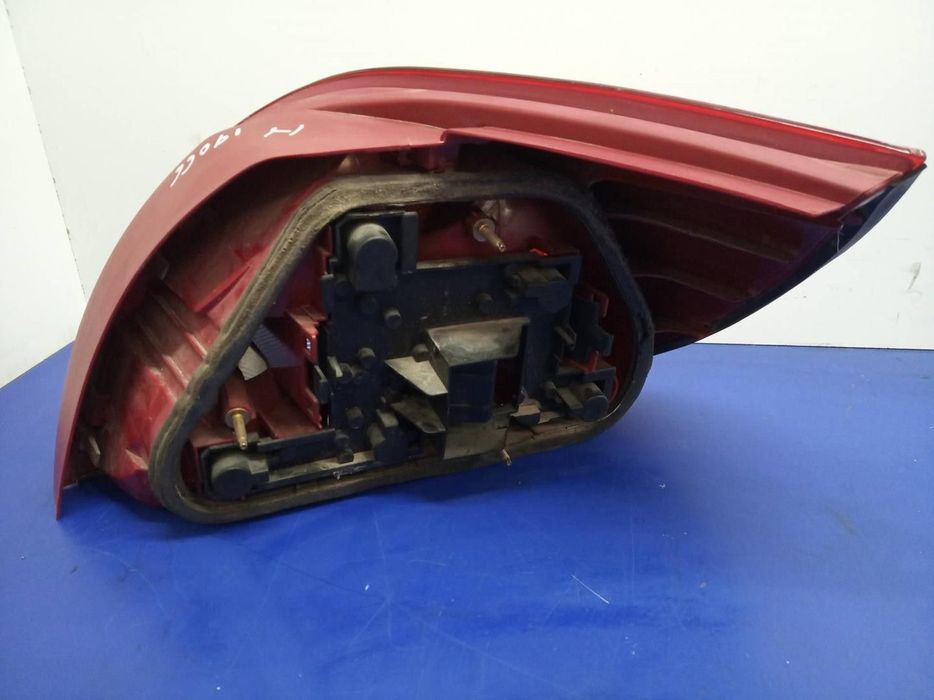 FAROLIM TRASEIRO ESQUERDO FORD MONDEO II SEDAN 1999 -94BG13N004