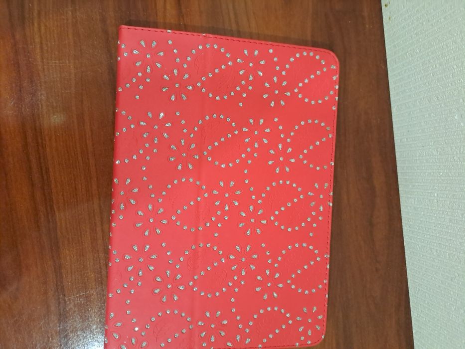 Новий чохол на планшет