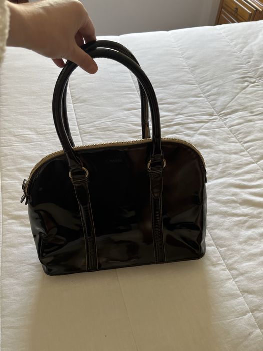 Bolsa preta da Mango