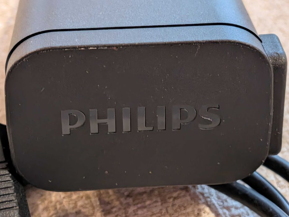 Etui ładujące + ładowarka do szczoteczki Philips sonicare DiamondClean