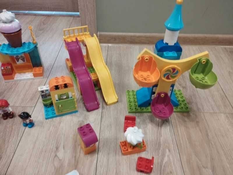 LEGO Duplo Wesołe miasteczko