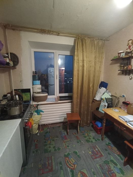 Квартира у цегляному будинку по вул. Пухова