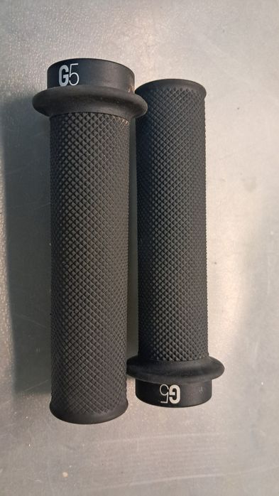 Punhos de bicicleta Canyon G5 como novos