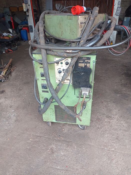 Półautomat spawalniczy chłodzony cieczą Miiller 400V