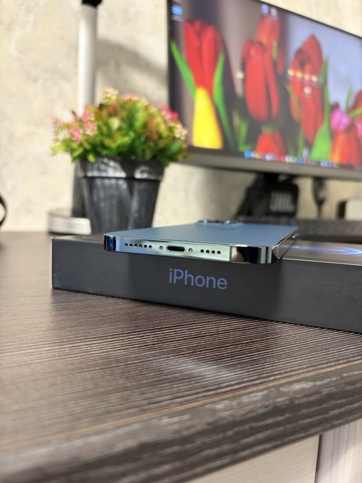 iPhone 12 Pro Max 256Gb | Идеал | Полный комплект | Без ремонтов