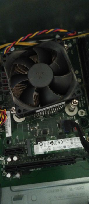 Комп'ютер для роботи/ігор